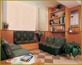 Hotel Marconi Roma fotosalottino.jpg